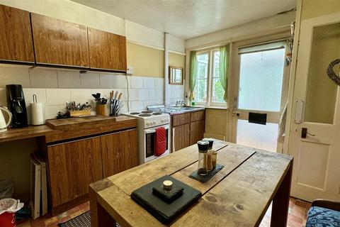 3 bedroom semi-detached house for sale, Chiddingfold - *No Onward Chain*