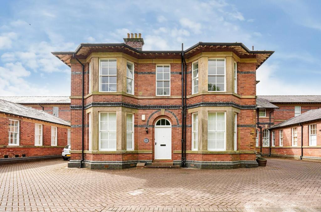 1126004 (1).jpg