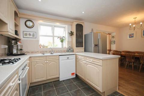 3 bedroom detached house for sale, Henley Way, Ely CB7