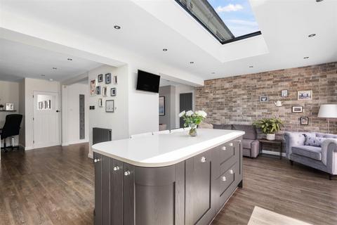 32 Eveson Road, Norton, Stourbridge, DY8 3BP