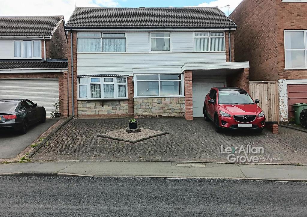 Woodbury Road, Halesowen 4 bed detached house for sale £375,000