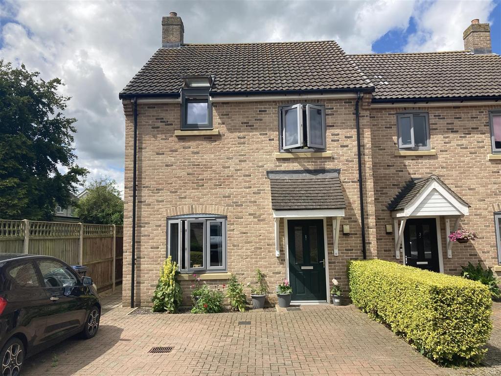 Sheriffs Gardens, Ely CB6 3 bed semidetached house for sale £189,950
