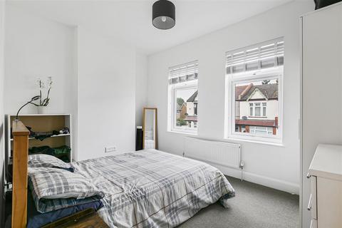 16 Oliver Road, Sutton, SM1 4QF