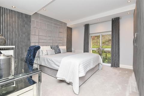 Apartment 22, Ladybower Lodge Ashopton Road, Bamford, Hope Valley, S33 0BY