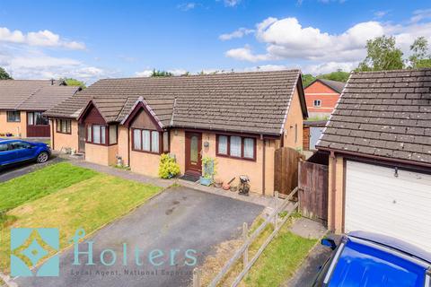 2 bedroom semi-detached bungalow for sale, Llethyr Bryn, Llandrindod Wells