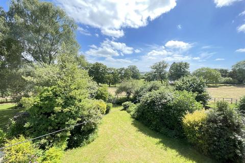 Amberley Bugmore Lane, East Grimstead, Salisbury, SP5 3SA