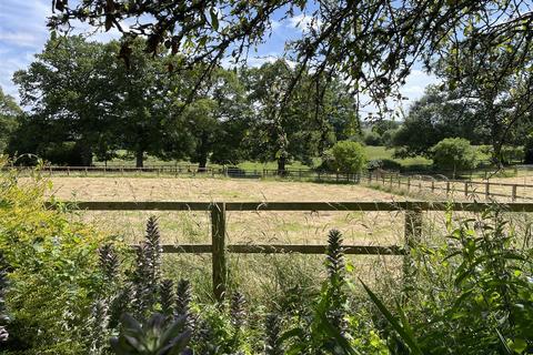 Amberley Bugmore Lane, East Grimstead, Salisbury, SP5 3SA
