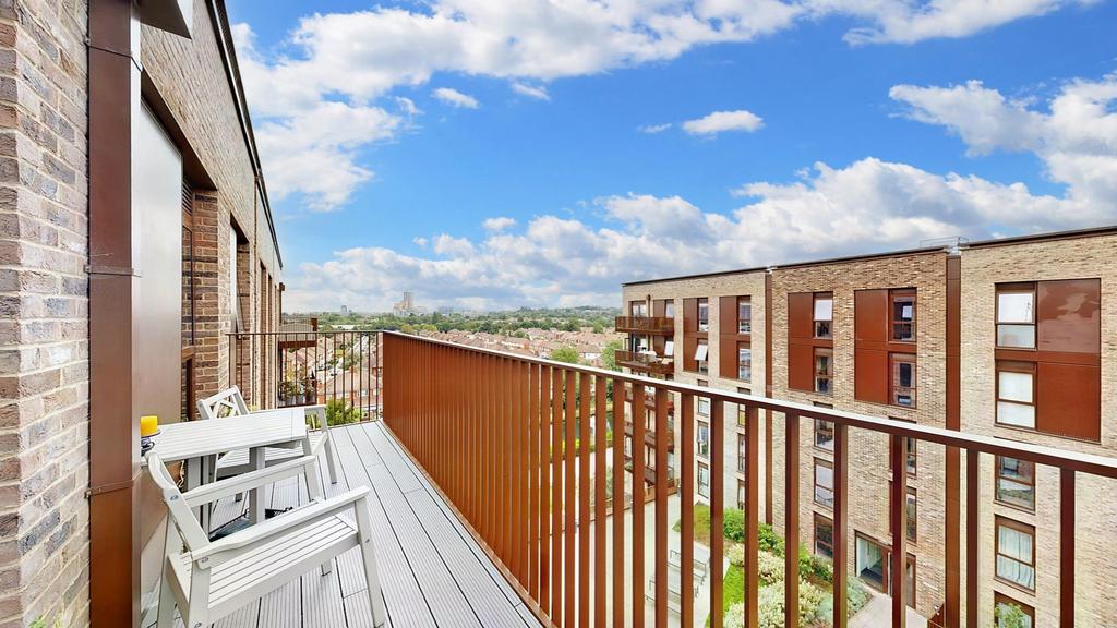 Waterfront-Heights-0balconydp.jpg