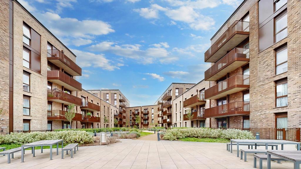 Waterfront-Heights-0rear editdp.jpg