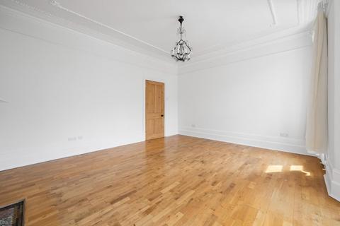 3 bedroom flat for sale, Carysfort Road, London, N16