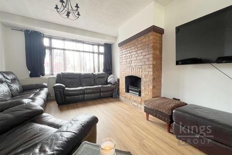 4 bedroom end of terrace house for sale, Woodgrange Avenue, Enfield