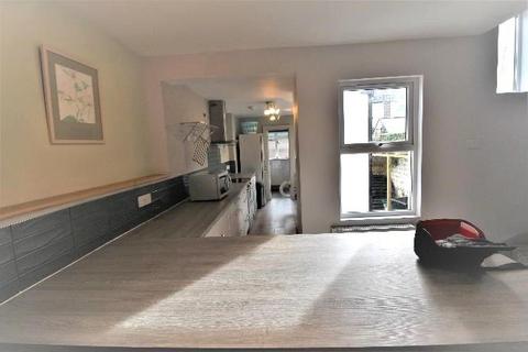 2 bedroom terraced house to rent, Hungerford Street, Cheltenham