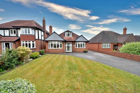 3 bedroom detached bungalow for sale, Hall Lane, Walsall WS3