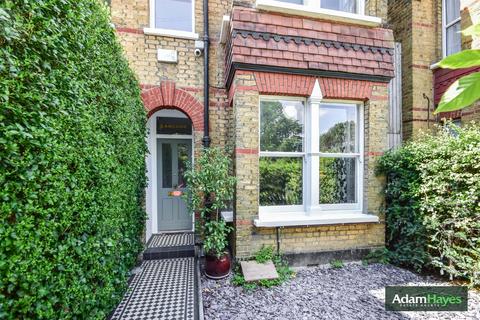 6 bedroom semi-detached house to rent, Nether Street, London N12