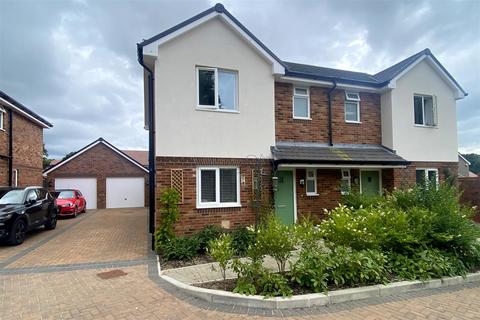 3 bedroom semi-detached house for sale, Parlour Way, Verwood