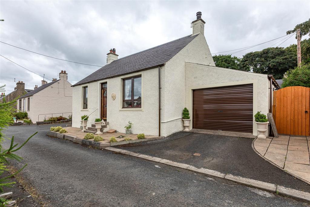 6 Sunny Brae, Ancrum 2 bed detached bungalow for sale - £200,000