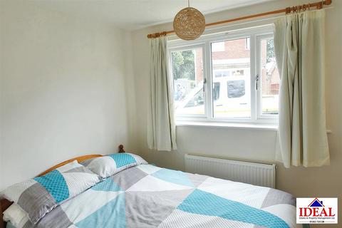 75 Challenger Drive, Sprotbrough, Doncaster, DN5 7RY