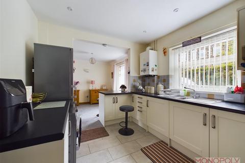 3 bedroom detached house for sale, Heol Llewelyn, Coedpoeth, Wrexham