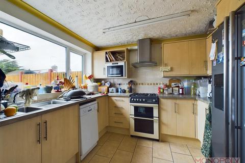 4 bedroom semi-detached house for sale, Cae Glas, Coedpoeth, Wrexham