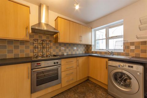 70 Chester Close, New Inn, Pontypool, NP4 0LU