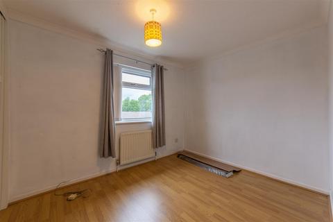 70 Chester Close, New Inn, Pontypool, NP4 0LU