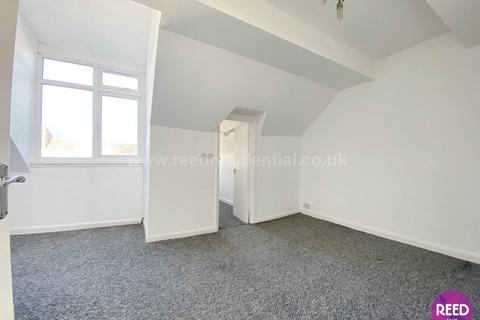 1 bedroom apartment to rent, Pall Mall, Leigh On Sea