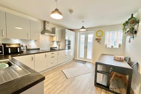 3 bedroom terraced house for sale, Hereford Place, Henhull, CW5