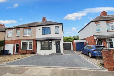 2 bedroom semi-detached house for sale, Baret Road, Walkergate, Newcastle upon Tyne, Tyne and Wear, NE6 4HY