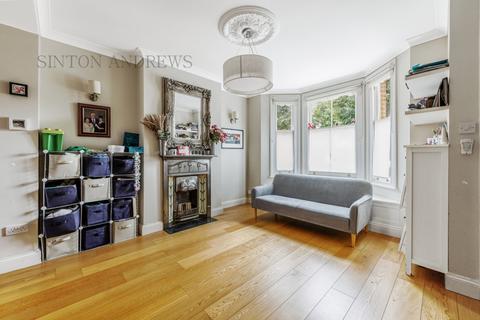 3 bedroom house for sale, 9, Brunner Road, Ealing, W5