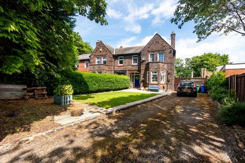 3 bedroom semi-detached house for sale, Howley Lane, Warrington, WA1