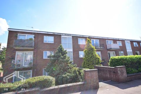 2 bedroom apartment for sale, Belvedere Court, Kingsway, Ansdell