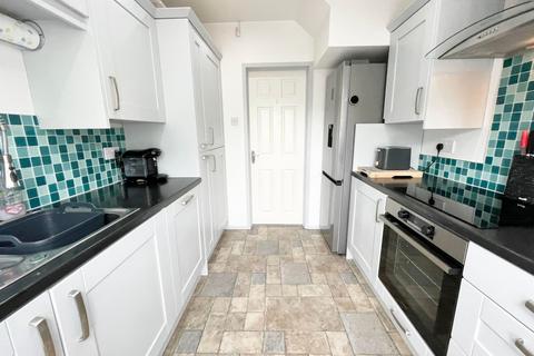 102 Highcroft Avenue, Blackpool, FY2 0BW