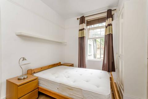 1 bedroom flat to rent, Ringford Road, West Hill, London, SW18