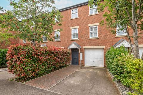 3 bedroom terraced house for sale, Proclamation Avenue, Kettering NN14