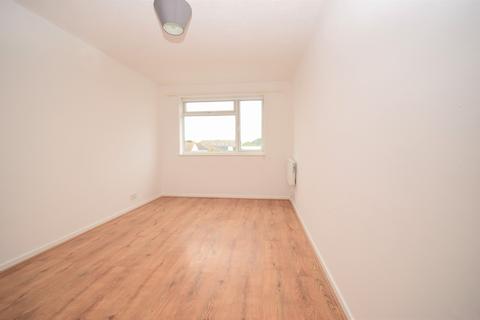 1 bedroom flat to rent, South Coast Road Peacehaven BN10