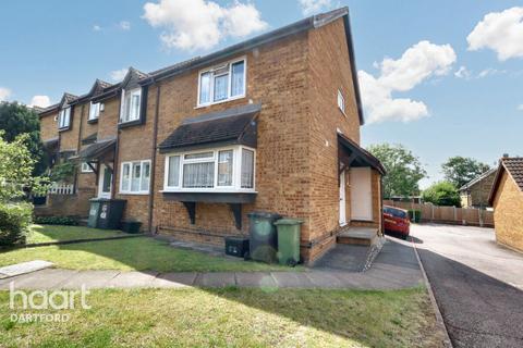 3 bedroom end of terrace house for sale, Knights Manor Way, Dartford