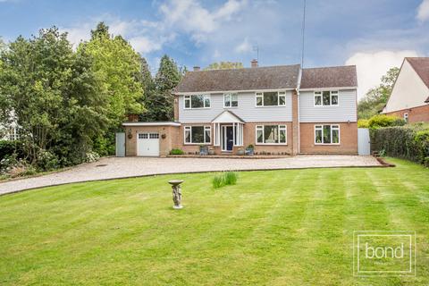 4 bedroom detached house for sale, Goat Hall Lane, Chelmsford CM2