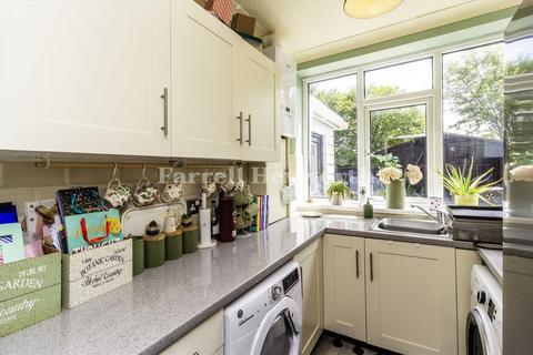 12 Buckingham Grove, Morecambe, LA3 1BG