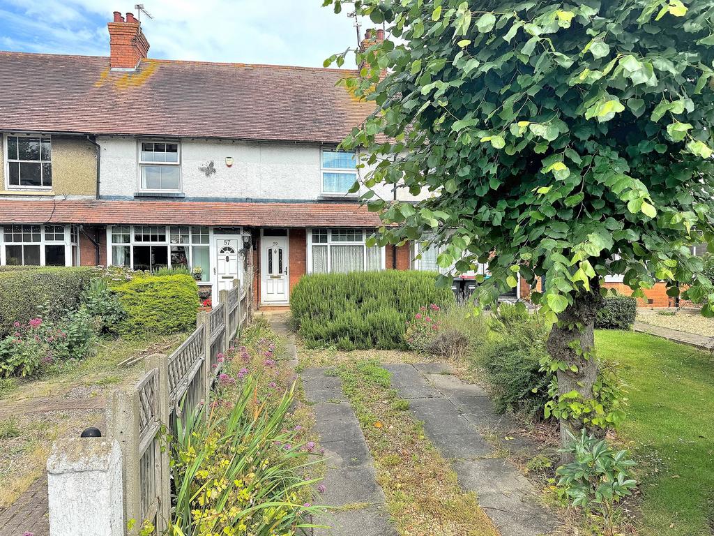 Bradwell Road, Milton Keynes MK13 2 bed terraced house for sale £210,000