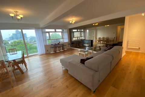 3 bedroom flat to rent, Monckton Court, Strangways Terrace, London, W14 8NF