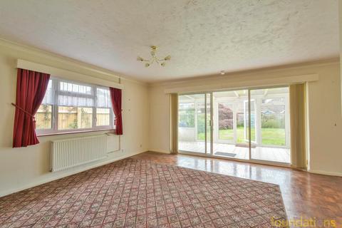 2 bedroom detached bungalow for sale, The Gorseway, Bexhill-on-Sea, TN39