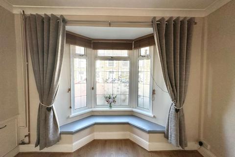 130 Aberrhondda Road, Porth, CF39 0BA