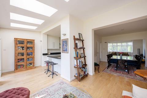 4 bedroom semi-detached house for sale, Wessex Gardens, Golders Green, NW11