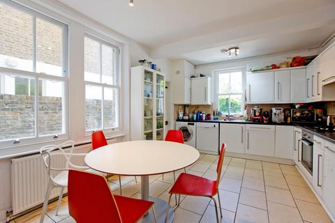 17 Courthope Road, London, NW3 2LE