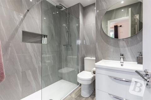 15 Wallis Close, Hornchurch, RM11 1FY