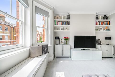 Flat D, 8 Vera Road, London, SW6 6RN