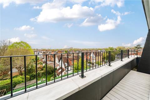 Flat 8, 2 Sutherland Road, London, W13 0DT