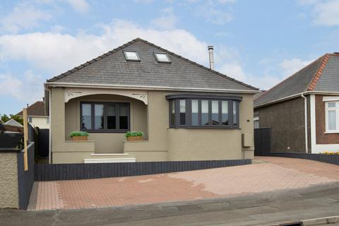 3 bedroom detached bungalow for sale, St Peters Road, Johnston, SA62