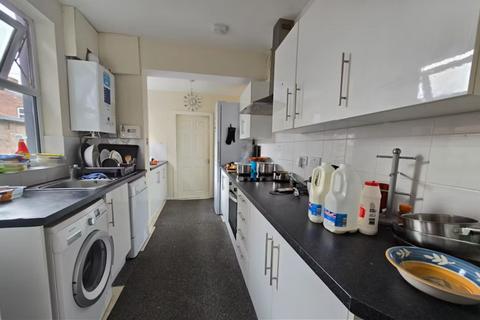 4 bedroom terraced house for sale, Westminster Street, Crewe, CW2