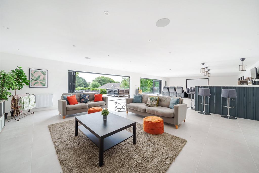 50 Ft Garden Room